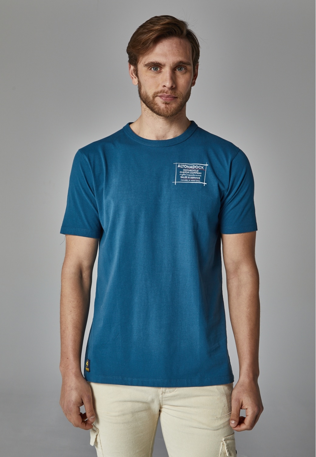 NAVY T-SHIRT WITH SCREEN...